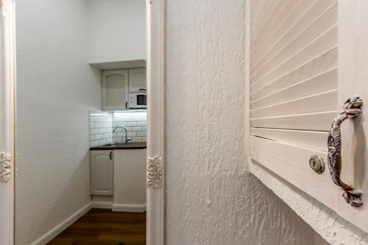 Kyiv City Loft Apart Hotel エクステリア 写真