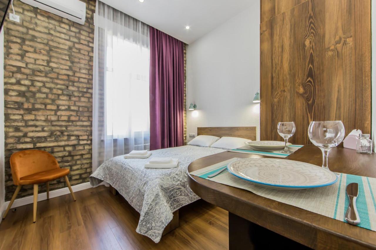 Kyiv City Loft Apart Hotel エクステリア 写真