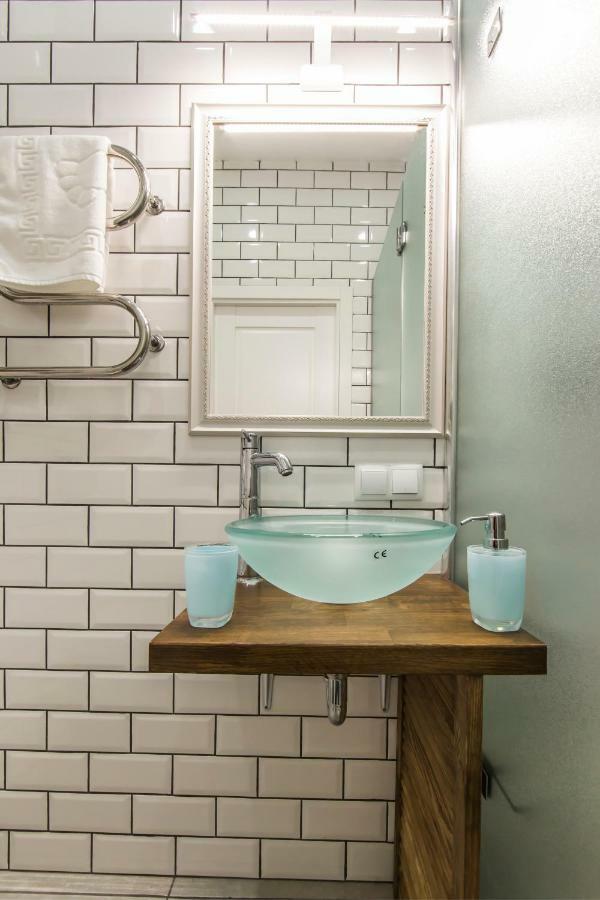 Kyiv City Loft Apart Hotel エクステリア 写真
