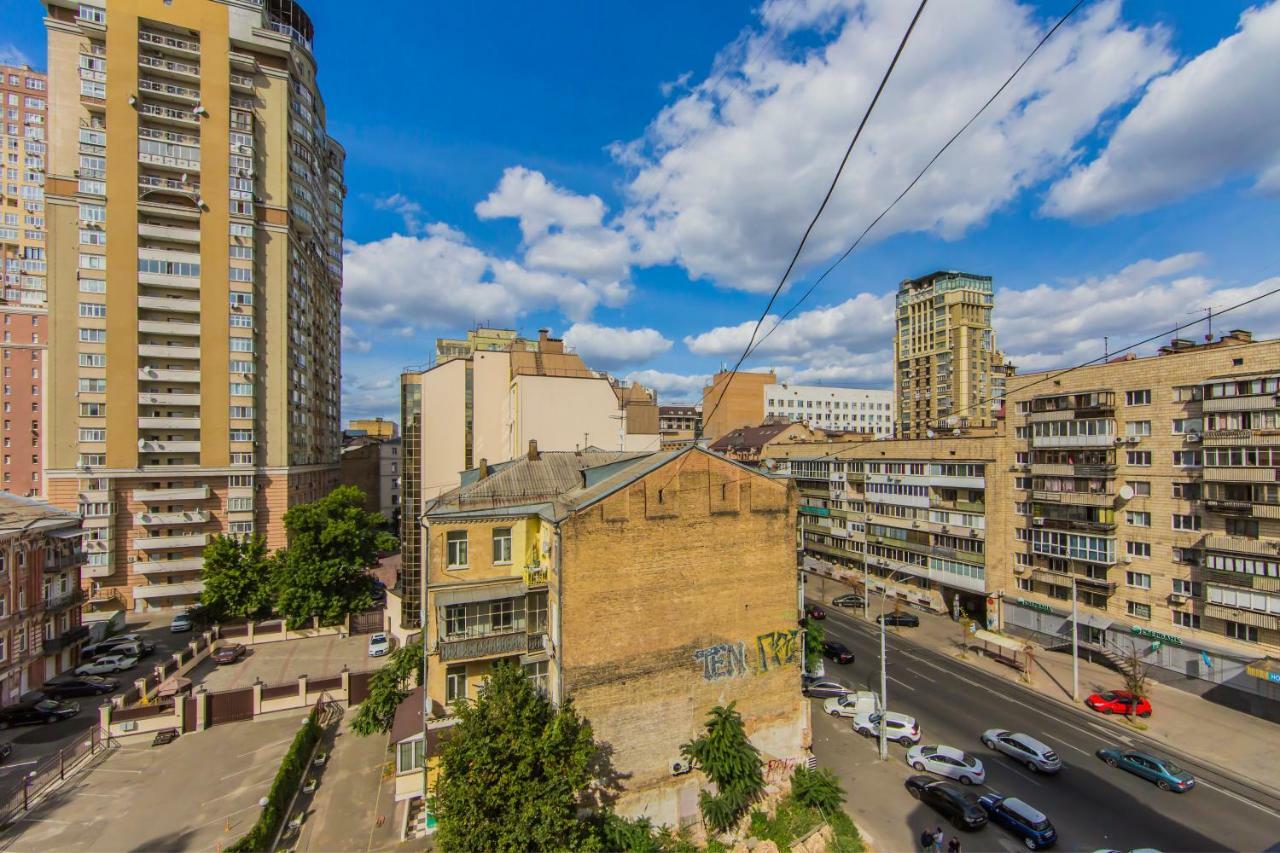 Kyiv City Loft Apart Hotel エクステリア 写真